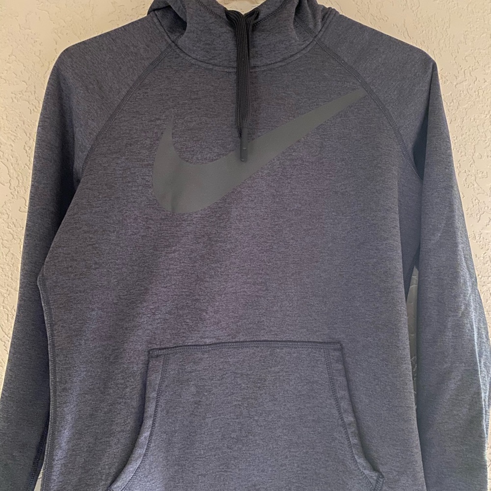 Nike Therma-Fit hoodie sweatshirt